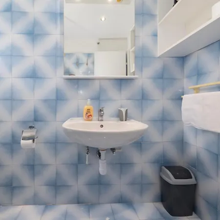 Bulbuli Guest house 3*