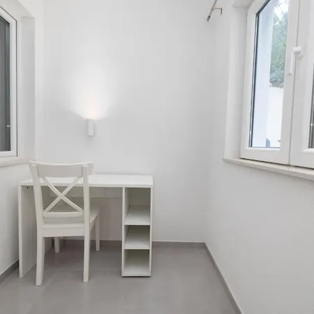 Bulbuli 3* Makarska