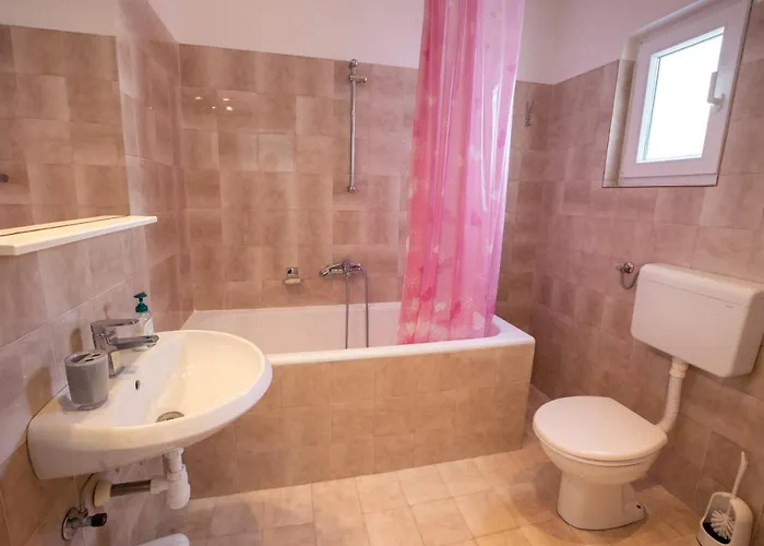 Bulbuli Гостьовий будинок 3*